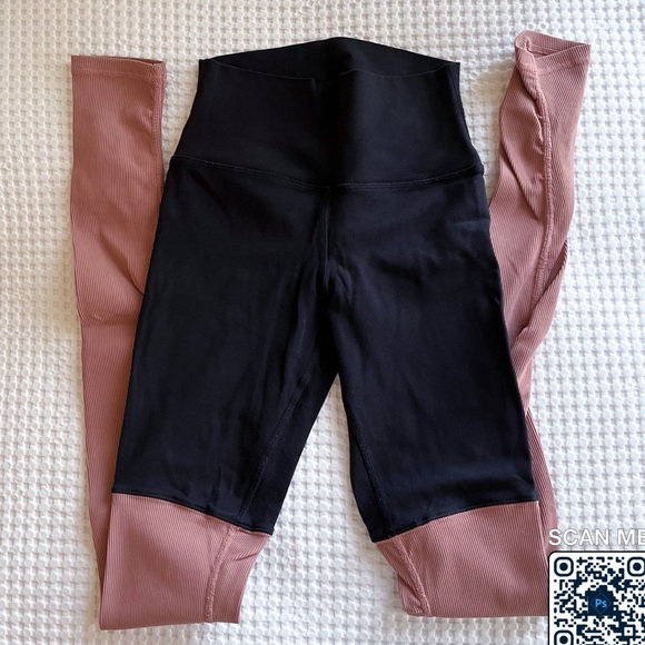 ALO High-Waisted Goddess Leggings BLACK DUSTY MAUVE - Picture 1 of 2